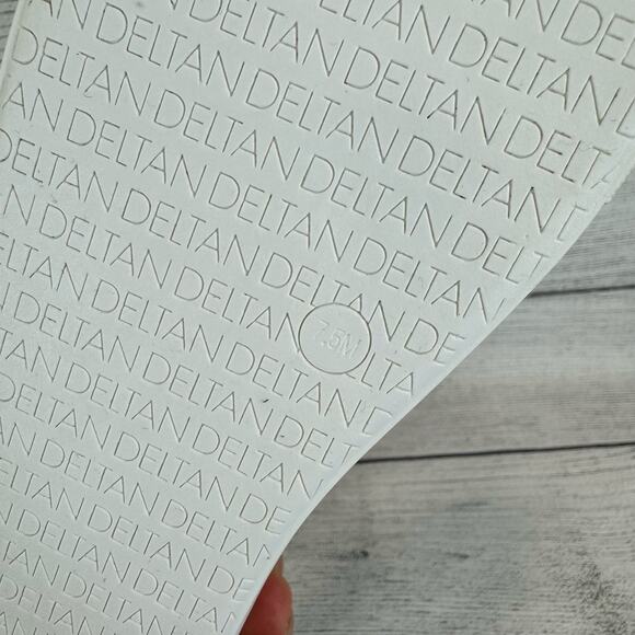 Deltan Women's Taupe Knit Carter Platform Stretch Slip On Sneakers Size 7.5 - Picture 9 of 12